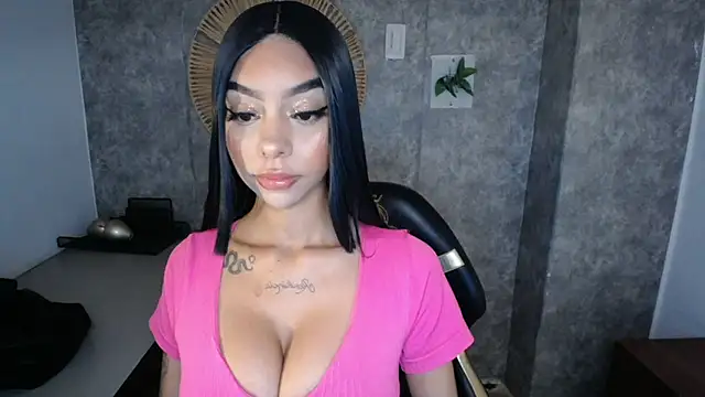 Tiffanny online show from 12/21/24, 12:16