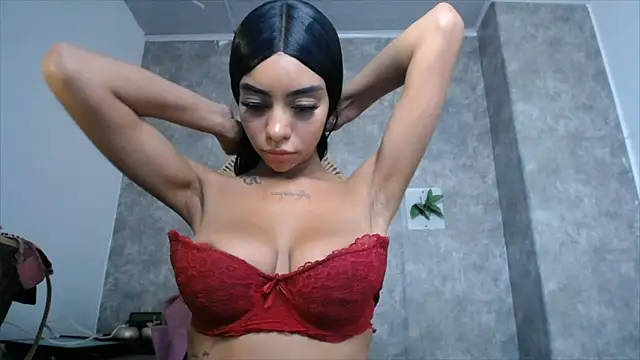 Tiffanny online show from 12/28/24, 09:40