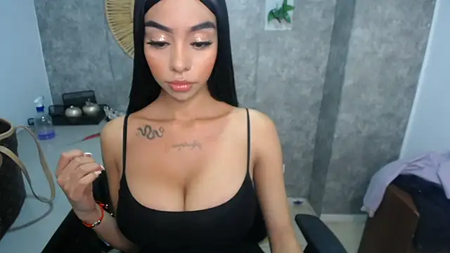 Tiffanny online show from 01/09/25, 12:30