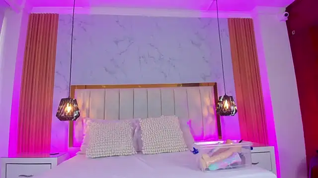 MeganCruzGB online show from 03/07/25, 07:49