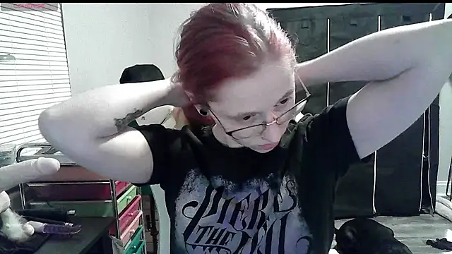 LilyFoxxx online show from 01/08/25, 01:53