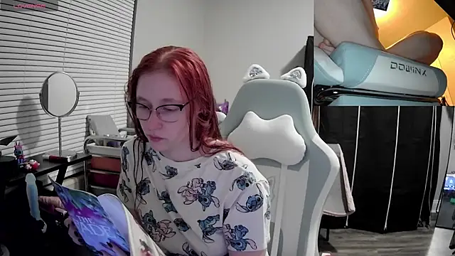 LilyFoxxx online show from 02/03/25, 02:47