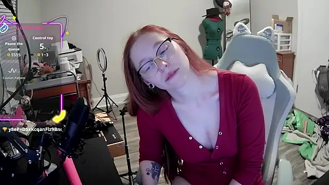 LilyFoxxx online show from 09/15/25, 03:28