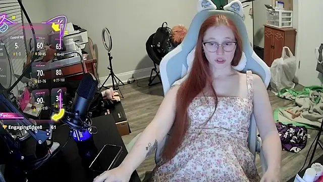 LilyFoxxx online show from 09/24/25, 03:21