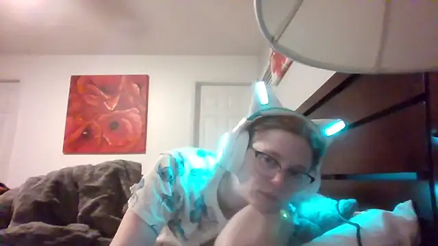 LilyFoxxx online show from 11/14/25, 04:22