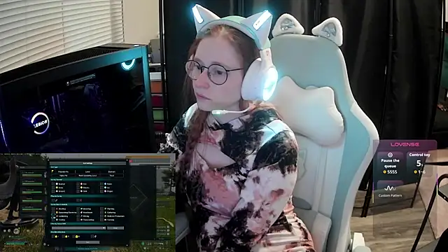 LilyFoxxx online show from 05/06/26, 06:19