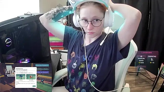 LilyFoxxx online show from 06/07/26, 08:34