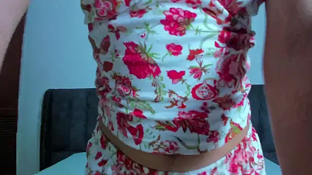 valtira nova online show from 02/13/25, 06:30