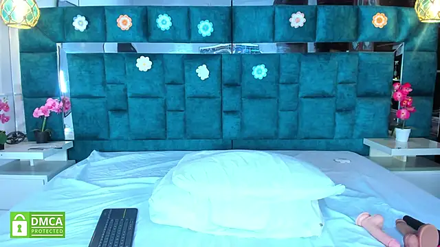 valtira nova online show from 01/07/26, 07:16