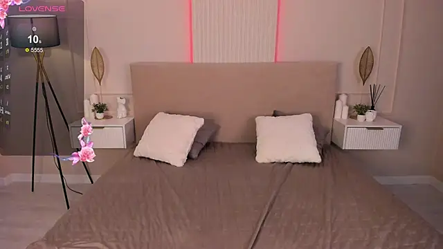 Snapshot of Amalia_3 chatting on 02/12/25, 05:47 Amalia 3 online show from 02/12/25, 05:47