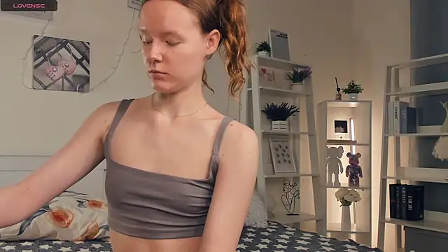 Snapshot of ZaraBluitt chatting on 10/26/25, 07:25 ZaraBluitt online show from 10/26/25, 07:25