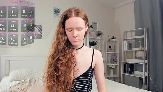 Snapshot of ZaraBluitt chatting on 11/29/25, 07:44 ZaraBluitt online show from 11/29/25, 07:44