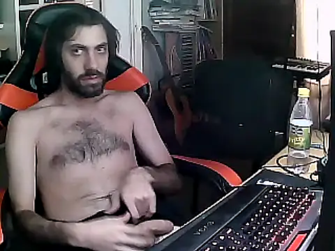 Snapshot of johnwood88 chatting on 02/04/25, 05:55 johnwood88 online show from 02/04/25, 05:55