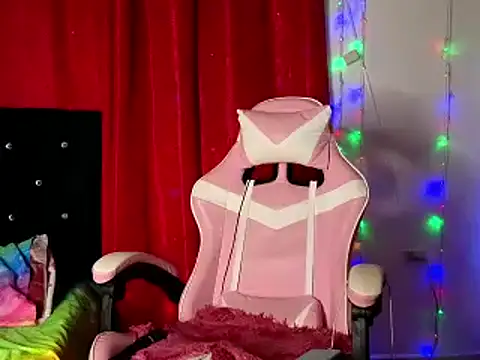 Sweet xuee18 online show from 01/17/25, 10:44