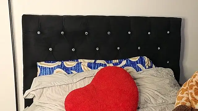 Sweet xuee18 online show from 04/10/26, 06:18