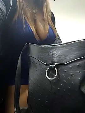 Snapshot of milf_venus chatting on 03/15/25, 12:47 milf venus online show from 03/15/25, 12:47