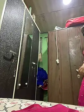 Black Glow online show from 01/12/25, 05:11