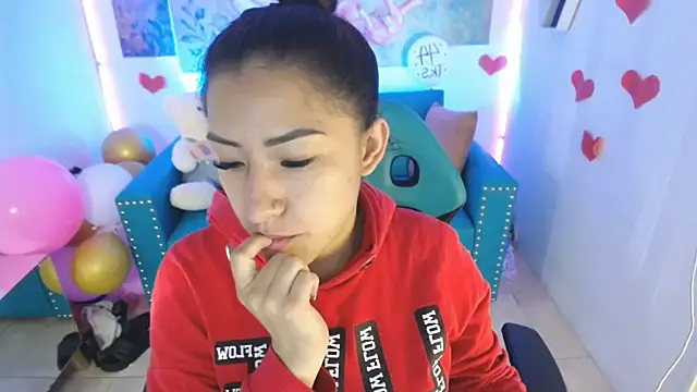 Snapshot of Sofi_hot_4m chatting on 03/10/25, 12:48 Sofi hot 4m online show from 03/10/25, 12:48