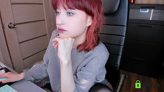 ElizaNik  online show from 05/16/26, 12:40