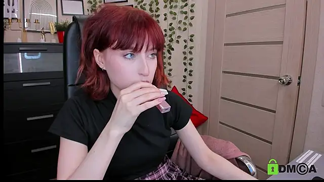 ElizaNik  online show from 06/30/26, 09:38