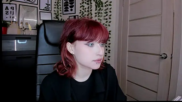 ElizaNik  online show from 07/08/26, 10:58