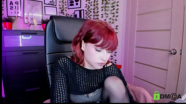 ElizaNik  online show from 07/11/26, 12:02