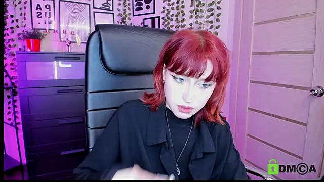 ElizaNik  online show from 07/17/26, 08:57