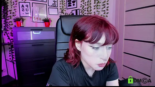 ElizaNik  online show from 07/31/26, 10:42