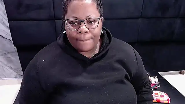rocio bbw  online show from 09/23/25, 03:42