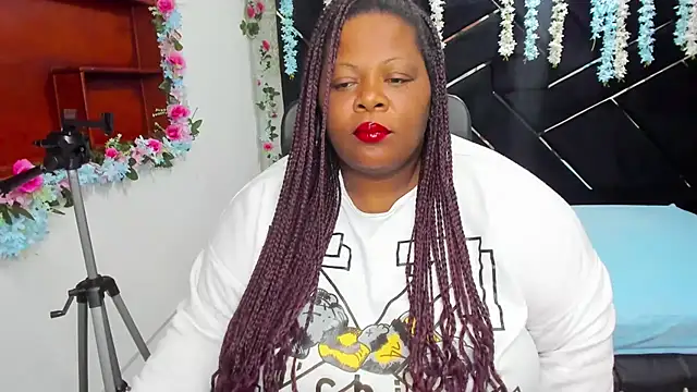 rocio bbw  online show from 11/21/25, 02:43