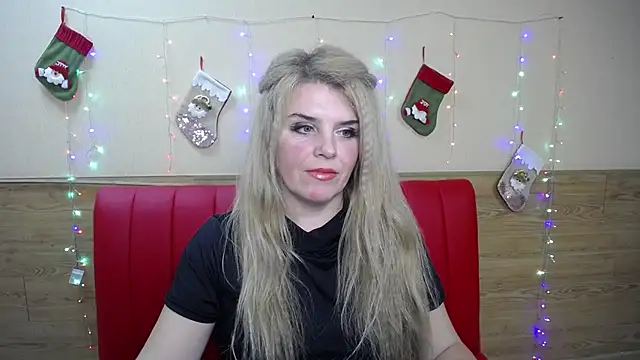 Julya Barbi online show from 01/12/25, 06:27