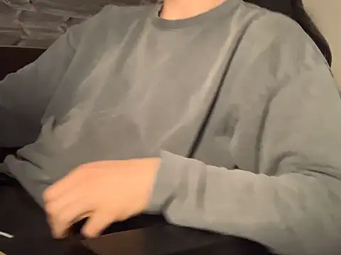 taallguyy 196 online show from 03/20/25, 08:40