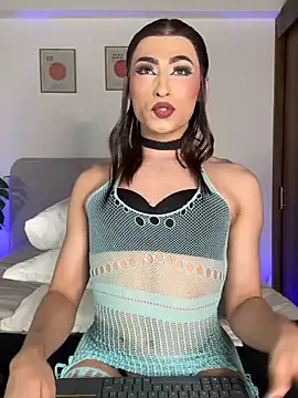 Snapshot of KarolPorttela chatting on 03/12/25, 07:13 KarolPorttela online show from 03/12/25, 07:13