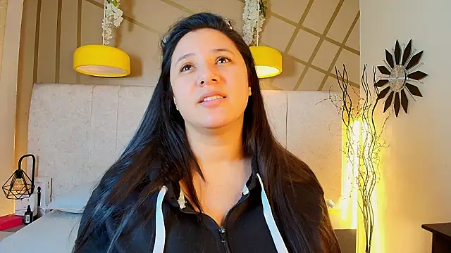 frreeya online show from 03/03/26, 07:31