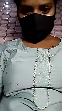 Shivani Tivari online show from 12/26/24, 09:47