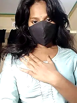 Shivani Tivari online show from 11/11/25, 05:24