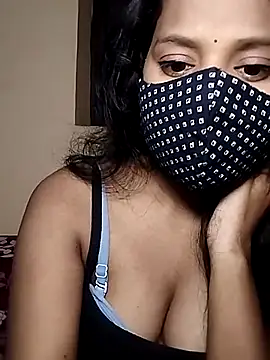 Shivani Tivari online show from 01/18/26, 09:24