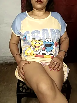 Sneha gril online show from 10/29/25, 07:04