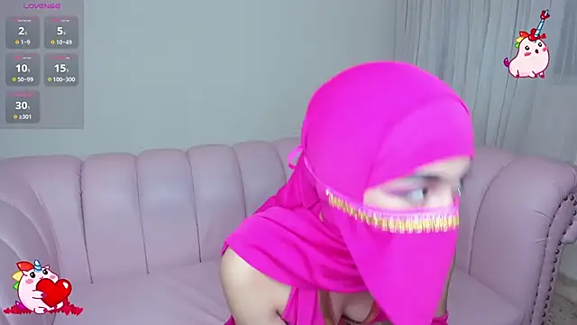 Aaliyah Salma online show from 01/24/25, 07:28