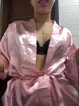 Aaliyah Salma online show from 04/08/26, 04:40