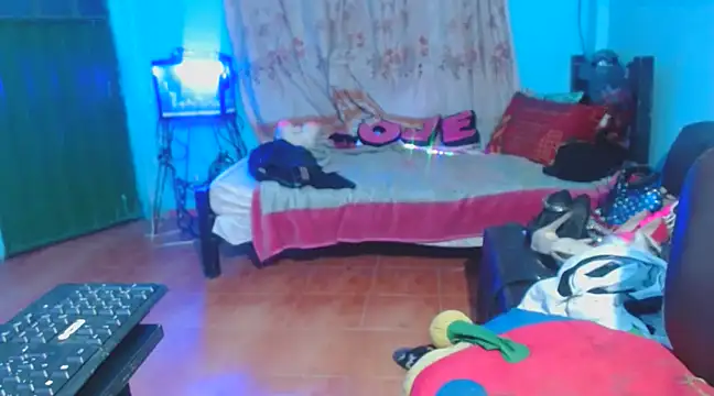 MarceloMilk online show from 12/05/24, 04:31