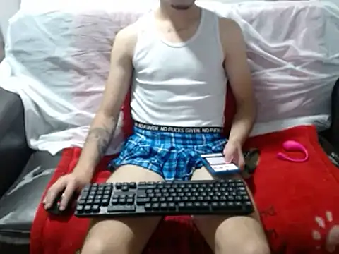 MarceloMilk online show from 01/20/25, 02:36