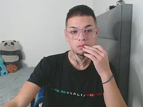 MarceloMilk online show from 09/13/25, 10:42