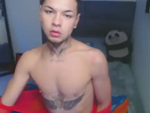 MarceloMilk online show from 10/06/25, 04:21