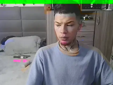 MarceloMilk online show from 11/03/25, 04:47