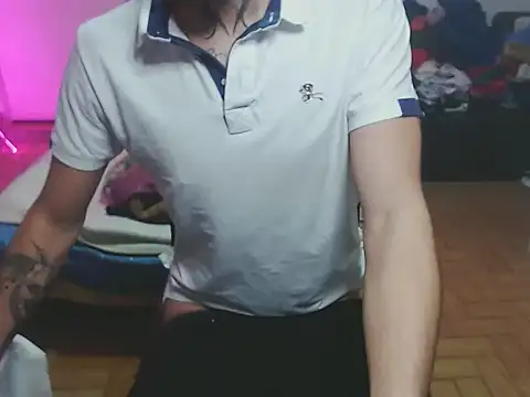 MarceloMilk online show from 11/16/25, 03:23