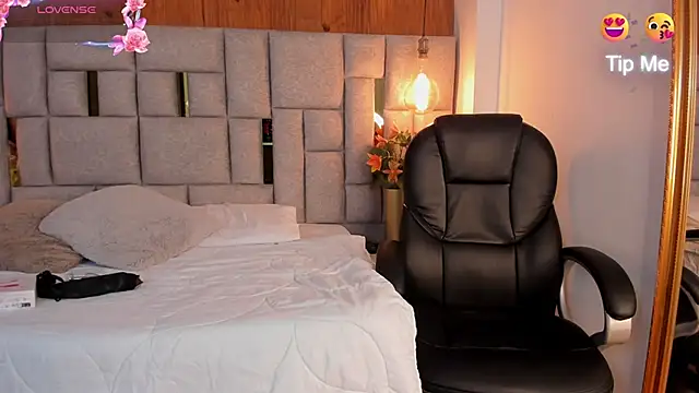 Saori newman online show from 01/31/25, 12:07