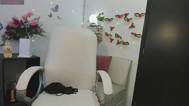 ariana crazzy online show from 12/09/24, 06:35