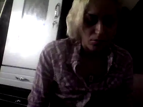 ariana crazzy online show from 02/22/25, 07:12