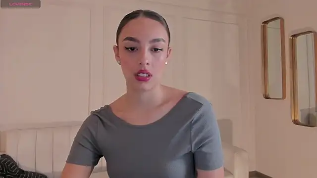 KaiaFerreira online show from 01/09/26, 12:30